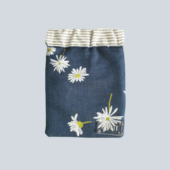 Oh Daisy! Snap Pouch